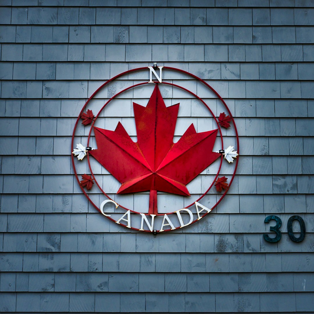 support animal rights — Canada 30 shop front